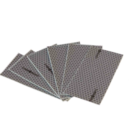 Strisce adesive catarifrangenti